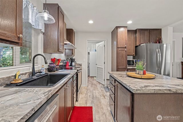 769 Shangri La Circle, Coupeville, WA 98239