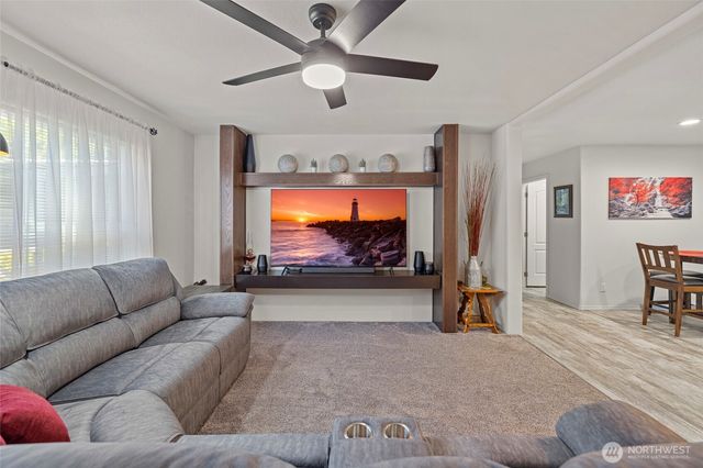 769 Shangri La Circle, Coupeville, WA 98239