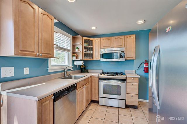 17 Marsad Drive, Old Bridge, NJ 08857
