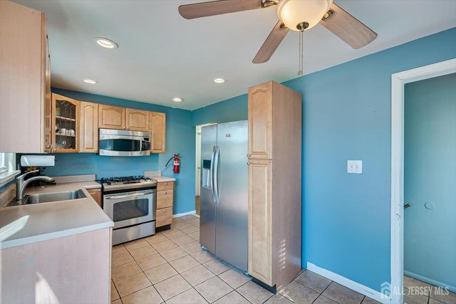 17 Marsad Drive, Old Bridge, NJ 08857