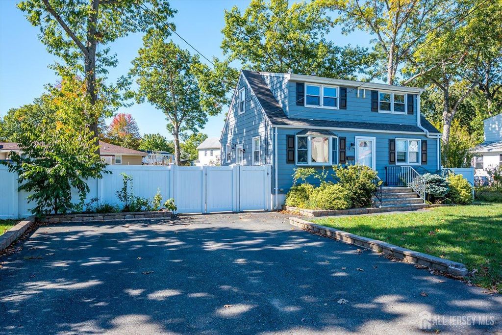 17 Marsad Drive, Old Bridge, NJ 08857