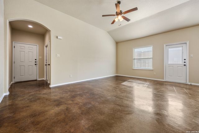 318 EMMA DR, New Braunfels, TX 78130