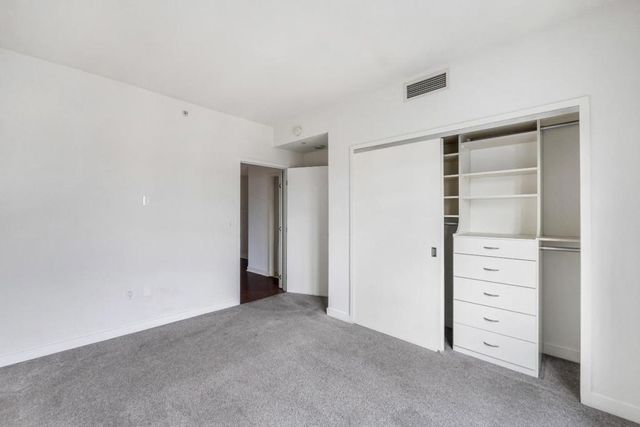 175 W Saint James Street 1308, San Jose, CA 95110