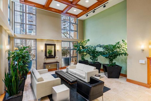 175 W Saint James Street 1308, San Jose, CA 95110