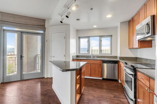 175 W Saint James Street 1308, San Jose, CA 95110