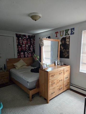 68 Gore St 3, Cambridge, MA 02141