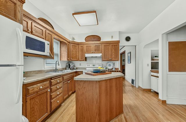 526 6th Street SW, Rochester, MN 55902