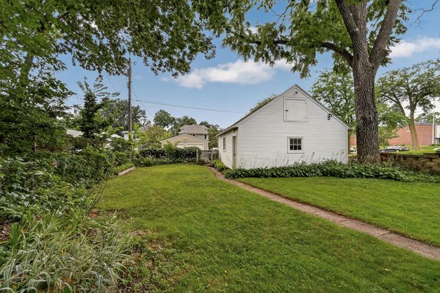 526 6th Street SW, Rochester, MN 55902