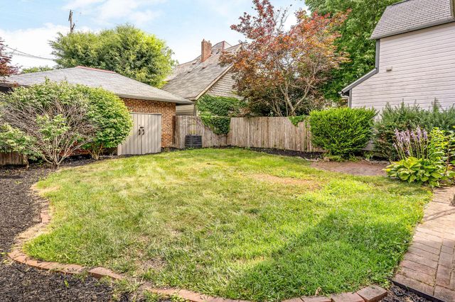 110 Concord Place, Columbus, OH 43206