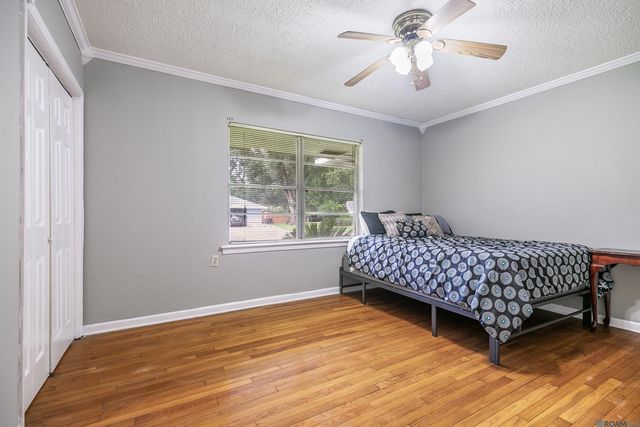 924 Valcour Dr, Baton Rouge, LA 70806