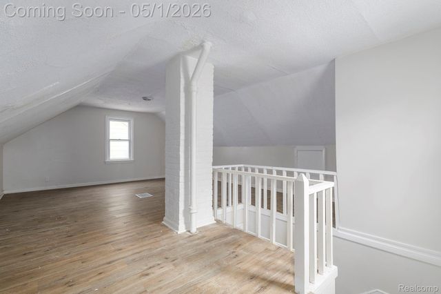 9575 Longacre Street, Detroit, MI 48227