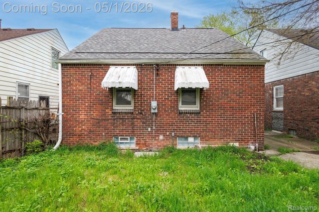 9575 Longacre Street, Detroit, MI 48227