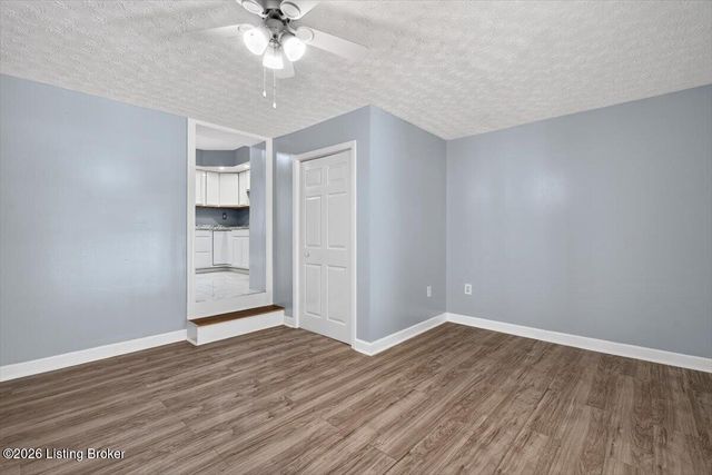 3501 Bonaventure Blvd, Louisville, KY 40219