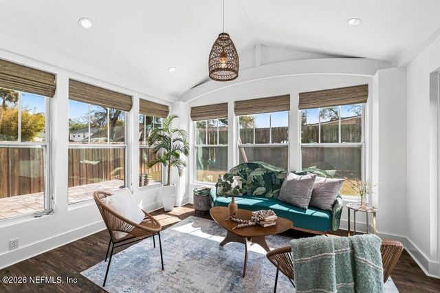 1306 2ND Avenue N, Jacksonville Beach, FL 32250