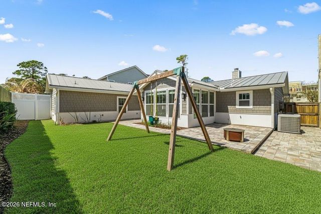 1306 2ND Avenue N, Jacksonville Beach, FL 32250