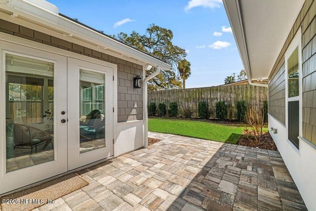 1306 2ND Avenue N, Jacksonville Beach, FL 32250