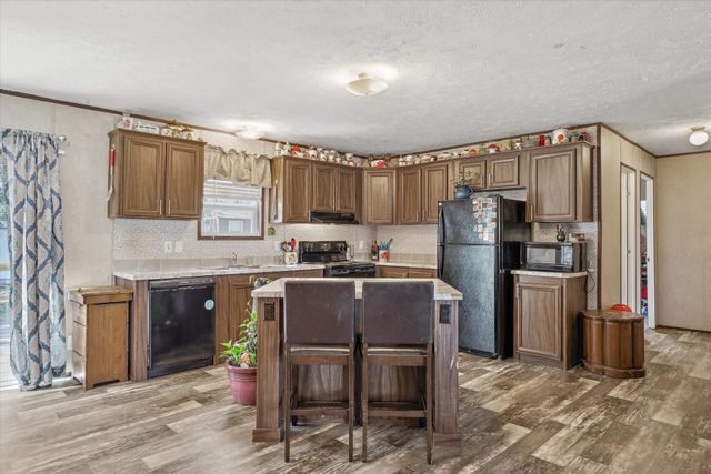 129 E Elm Drive, Murchison, TX 75778