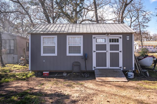 129 E Elm Drive, Murchison, TX 75778