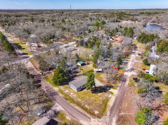 129 E Elm Drive, Murchison, TX 75778