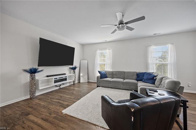213 Runnel ST, Hampton, VA 23666