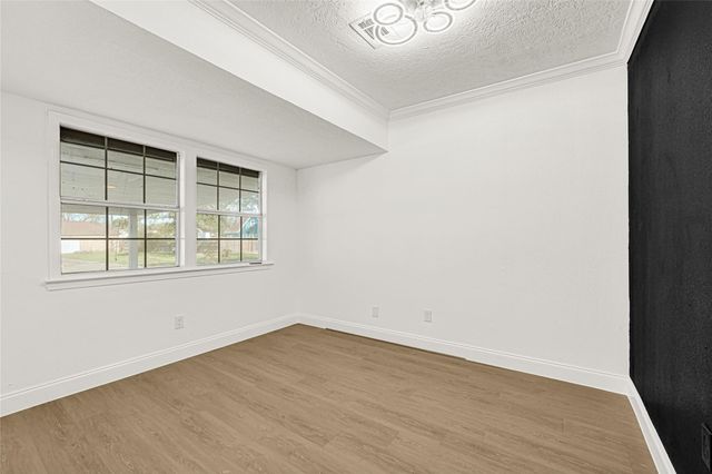 513 Main Street, Pasadena, TX 77506