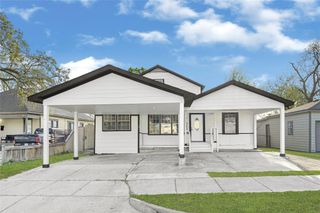 513 Main Street, Pasadena, TX 77506