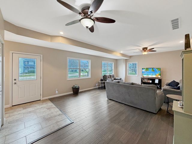 2128 Lancaster Heights Road, Freeport, IL 61032