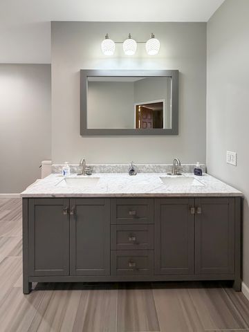 2128 Lancaster Heights Road, Freeport, IL 61032