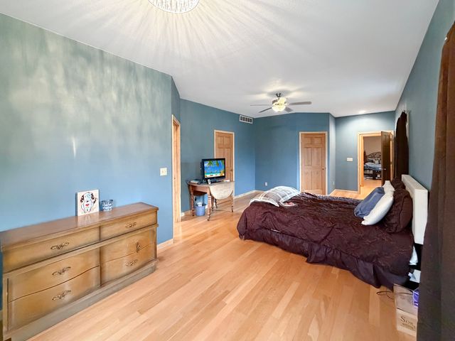 2128 Lancaster Heights Road, Freeport, IL 61032