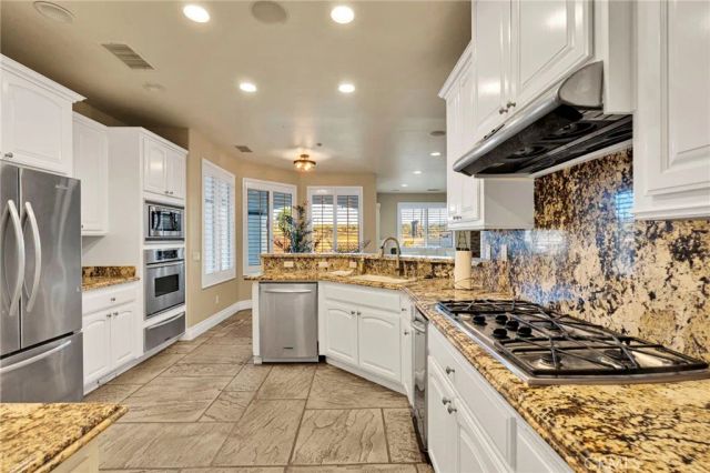 7381 Cygnet Road, Phelan, CA 92371