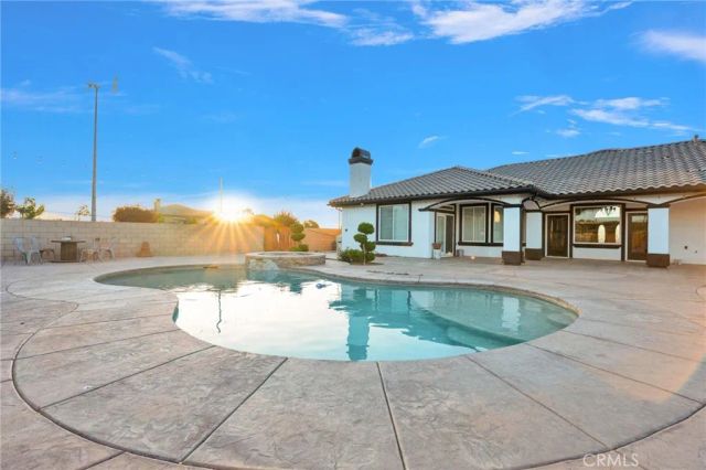 7381 Cygnet Road, Phelan, CA 92371