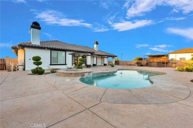 7381 Cygnet Road, Phelan, CA 92371