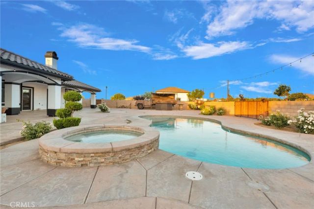 7381 Cygnet Road, Phelan, CA 92371