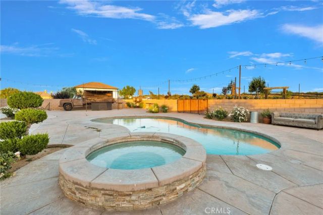 7381 Cygnet Road, Phelan, CA 92371