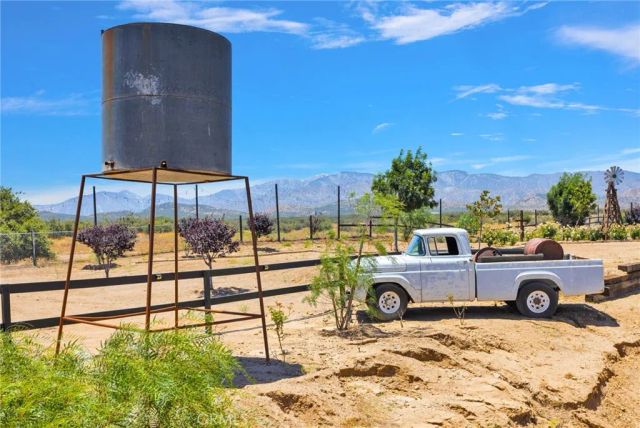7381 Cygnet Road, Phelan, CA 92371
