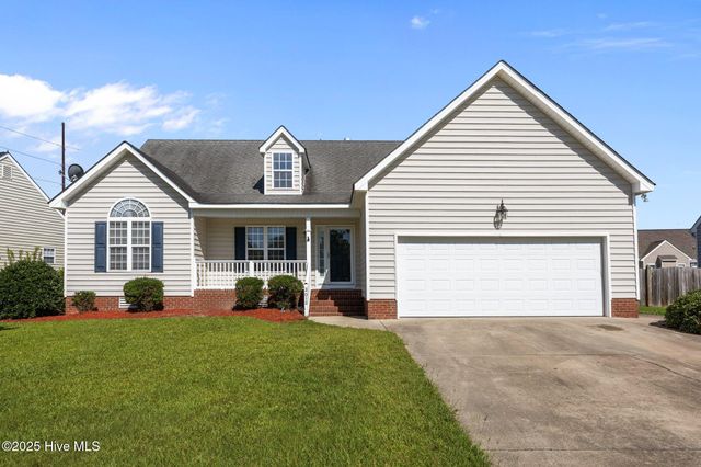 2012 Cherrytree Lane, Winterville, NC 28590