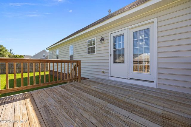 2012 Cherrytree Lane, Winterville, NC 28590