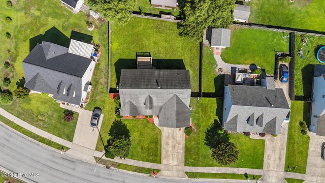 2012 Cherrytree Lane, Winterville, NC 28590