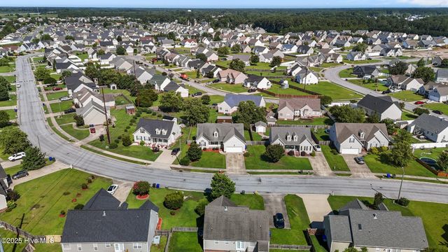 2012 Cherrytree Lane, Winterville, NC 28590