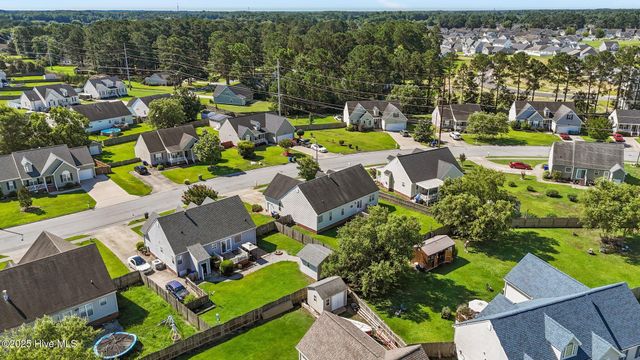 2012 Cherrytree Lane, Winterville, NC 28590