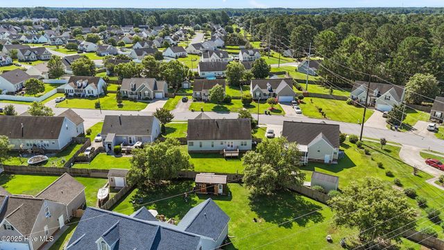 2012 Cherrytree Lane, Winterville, NC 28590
