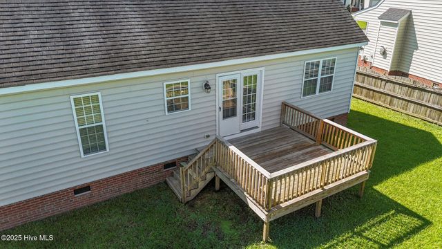 2012 Cherrytree Lane, Winterville, NC 28590