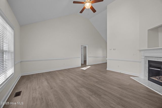 2012 Cherrytree Lane, Winterville, NC 28590