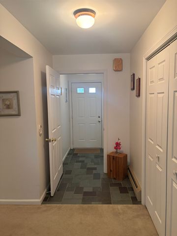 7 Chelsea Road, Essex Junction, VT 05452