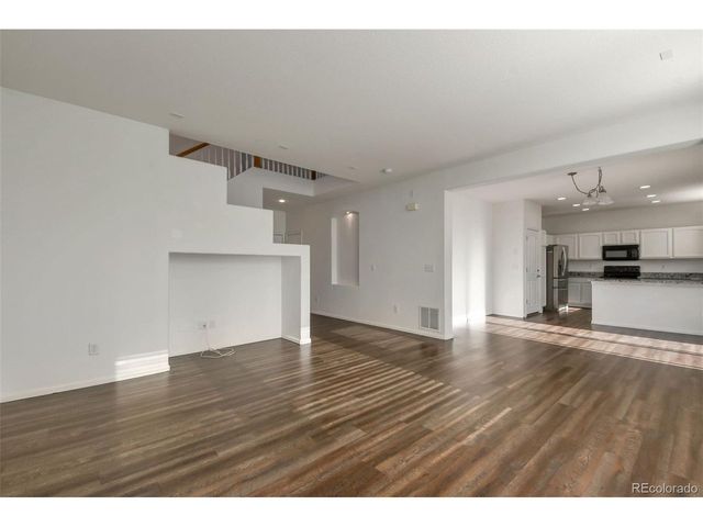 10492 Norfolk Ct, Commerce City, CO 80022