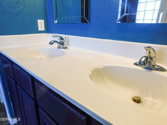 14204 OTTER POINT Court, El Paso, TX 79938