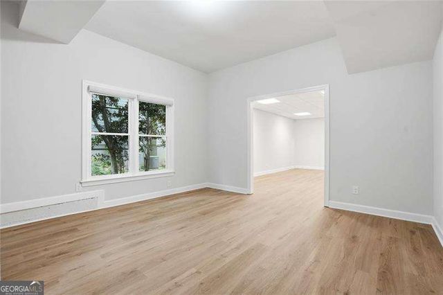 10210 Kinross Road, Roswell, GA 30076
