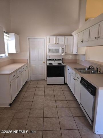 2410 CASHMERE Court, Middleburg, FL 32068