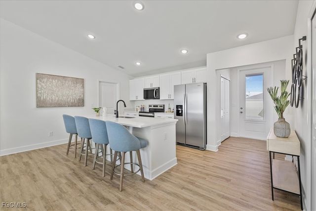 1016 NW 20th TER, Cape Coral, FL 33993