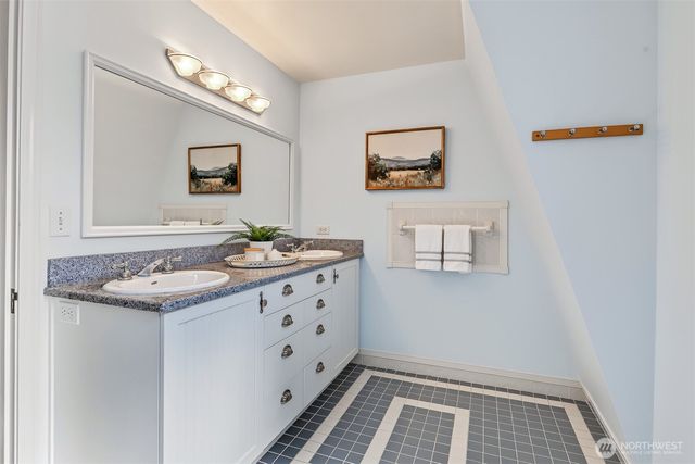 2815 NW 96th Street, Seattle, WA 98117
